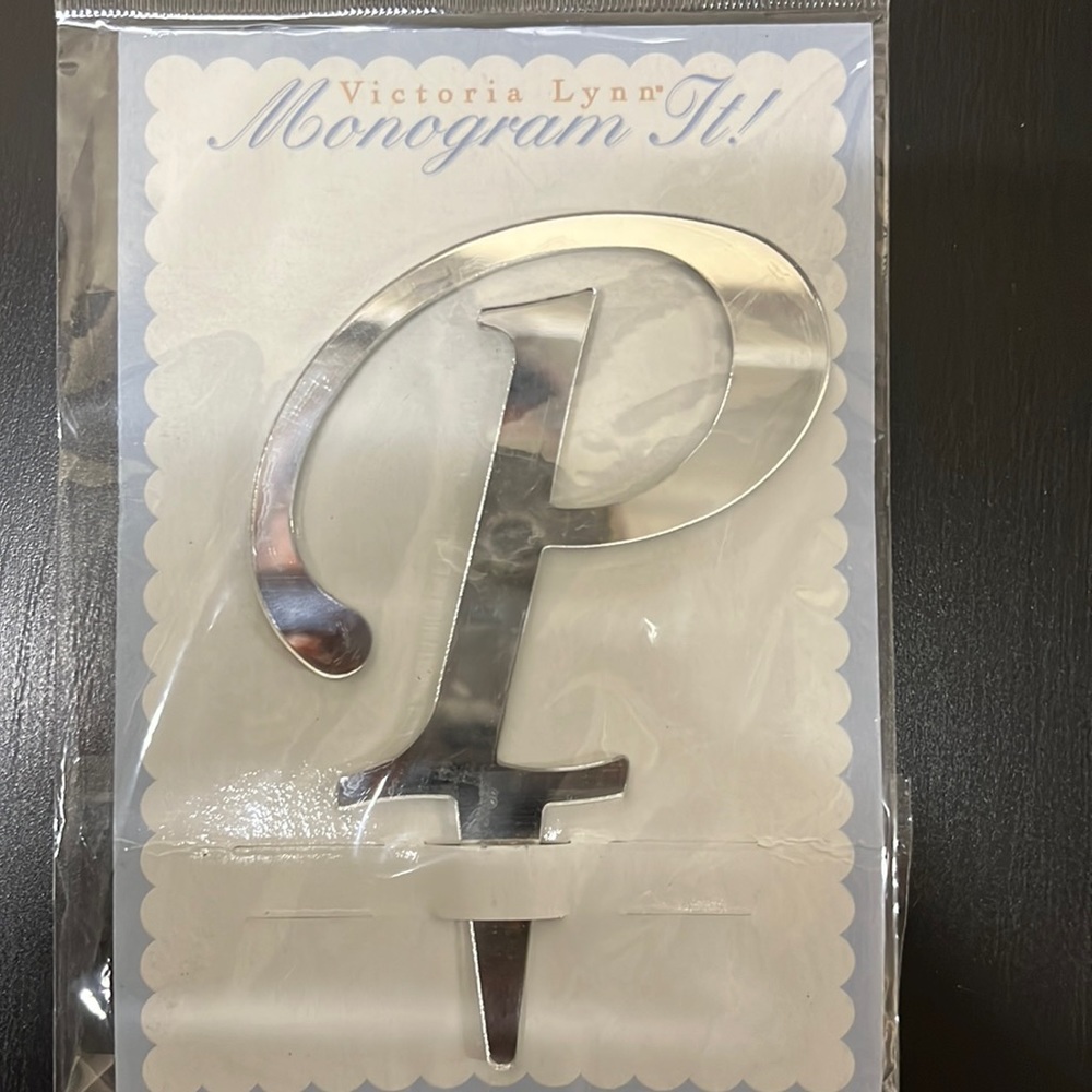 Monogram letter P